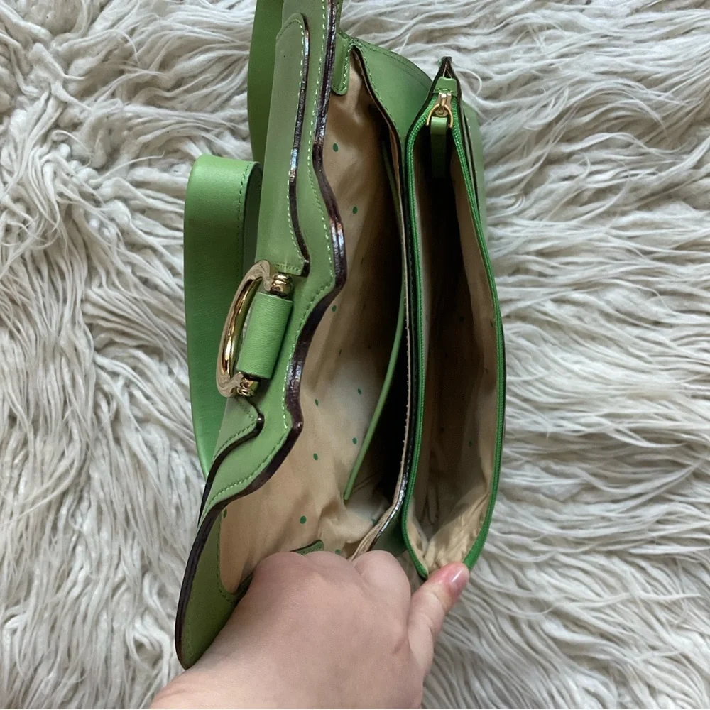Kate Spade Sutton Gavin Green Leather Y2K 2000s Hook Closure Small Shoulder Bag